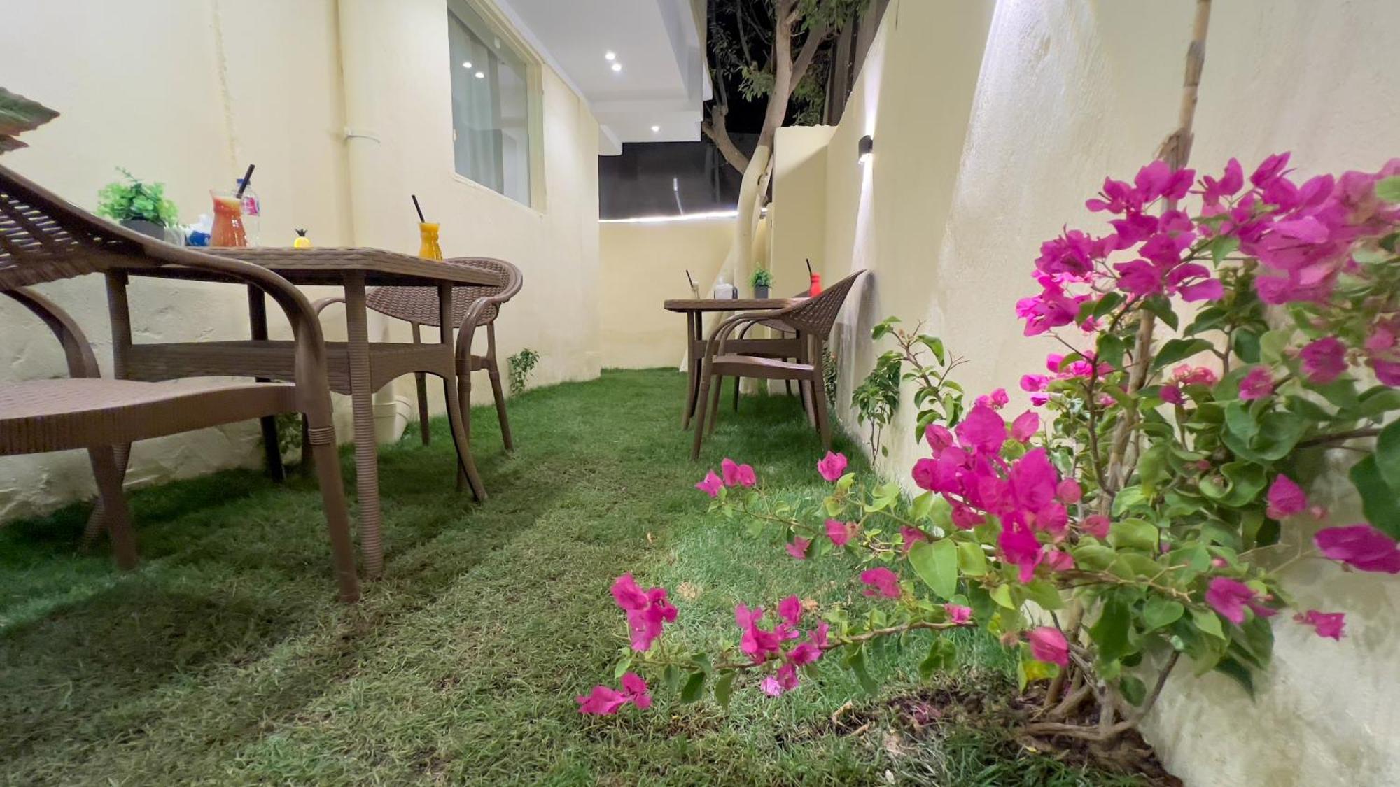 Pyramids Vista Inn Kafret el-Gabal Εξωτερικό φωτογραφία